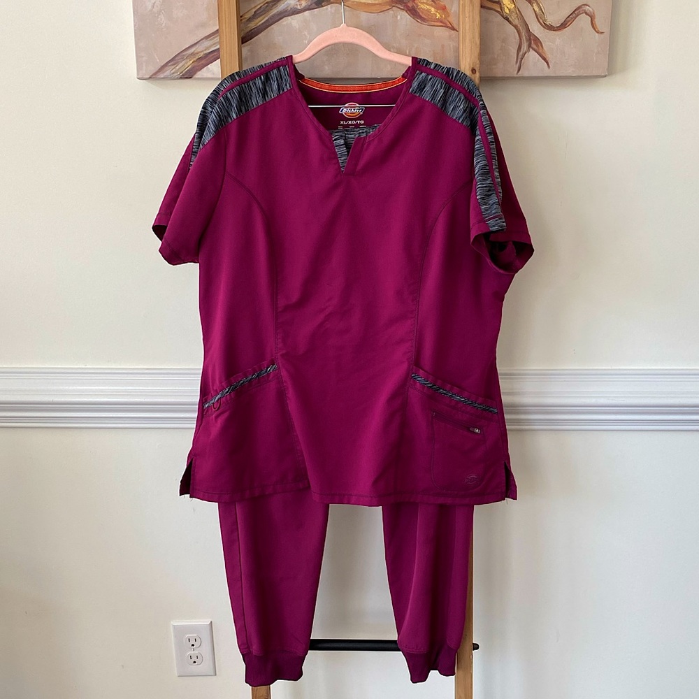 Dickies Dynamix Scrub Set